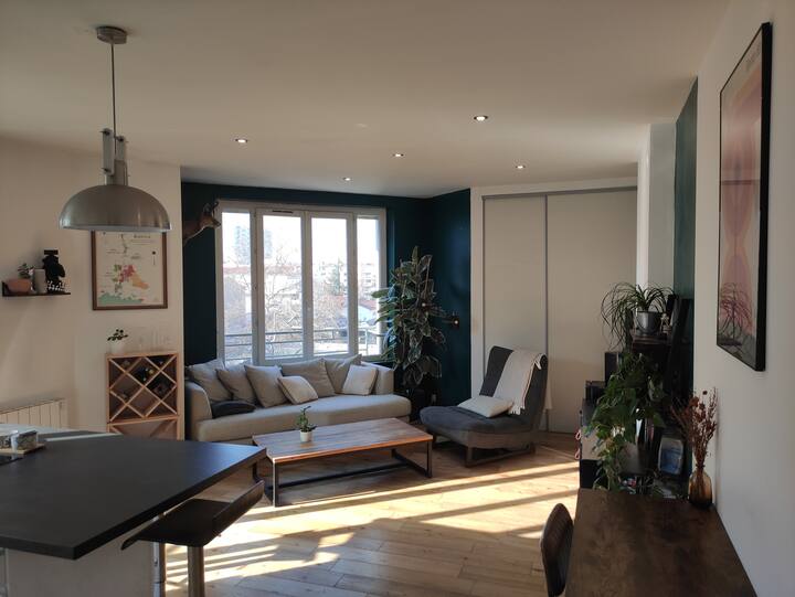 Lyon great apartment near Part Dieu train station Apartments for
