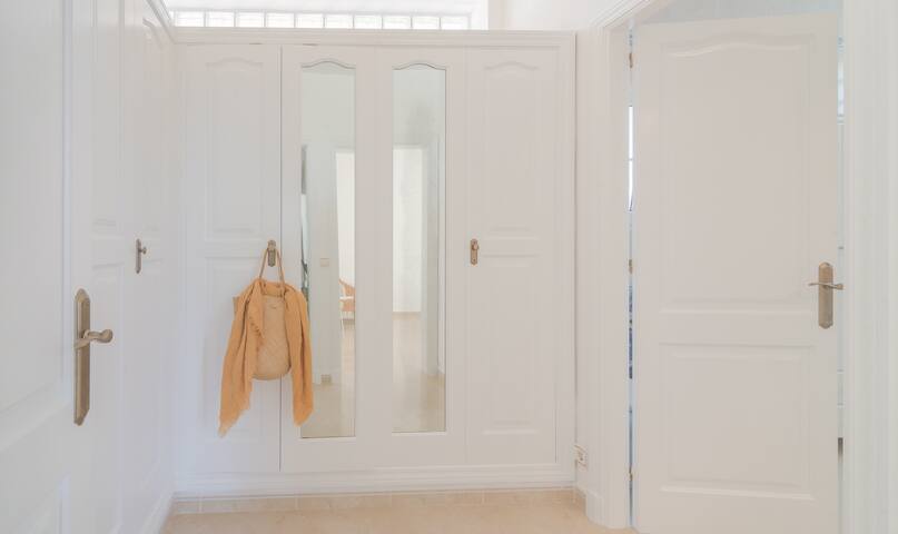 Casa a 5 minutos de la playa en Binibeca, Menorca gallery image 2