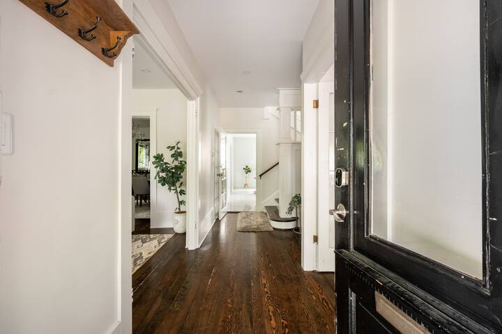 Maple Beach House Kits point (Kitsilano) gallery image 4