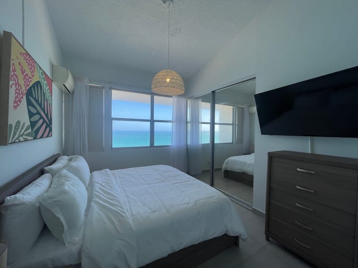 Суперголямо двойно легло за гости