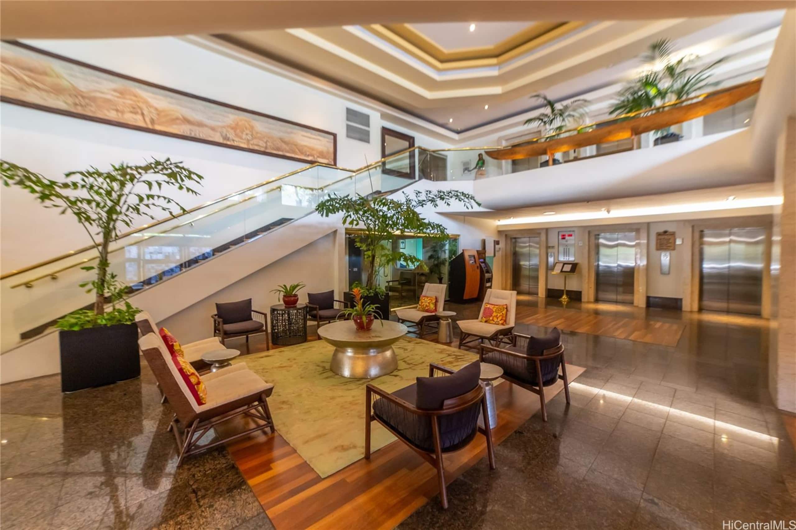 Hotel in Honolulu · ★4.94 · 1 bedroom · 2 beds · 1 private bath - Image 11