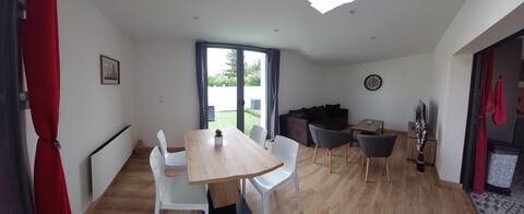 L'Etauline a stone's throw from the ocean