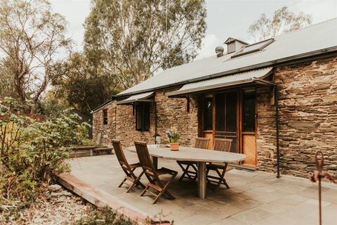 Mintaro Cottage: Cypress Studio - 2 Bedroom