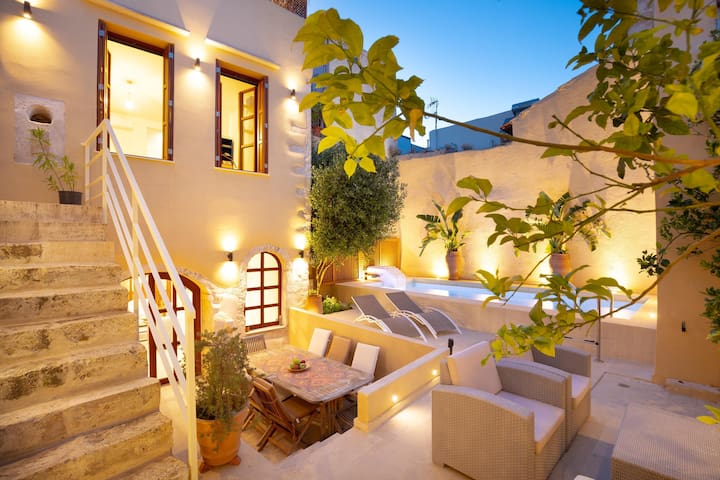 Villa in Rethymno Town w/Private Heated Pool & BBQ gallery image 3