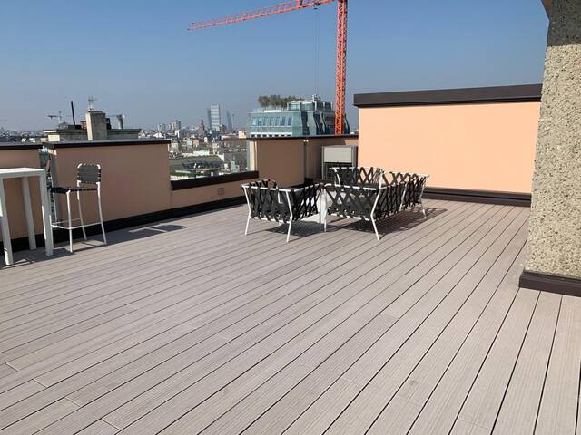 Duomo Central Tower 2BR I Hacca Collection gallery image 5