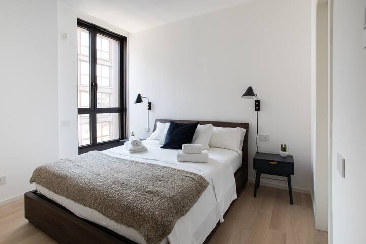 Duomo Central Tower 2BR I Hacca Collection gallery image 4