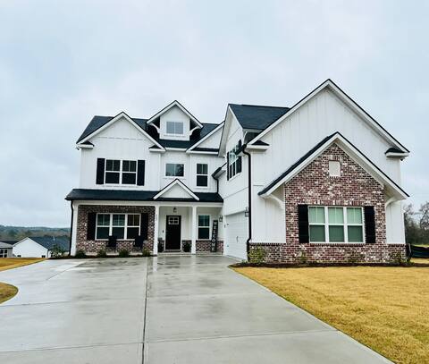 Luxurious Farm House 7 miles from Augusta National
