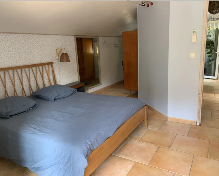 卧室2 （带阳台） - 160张床- 2人