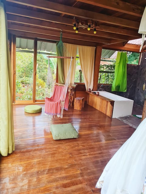 sweet cabin in the amazon