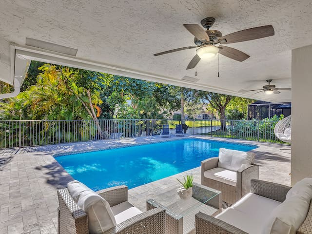 Paradise In Sunny Fl 4BD with Private Heated Pool