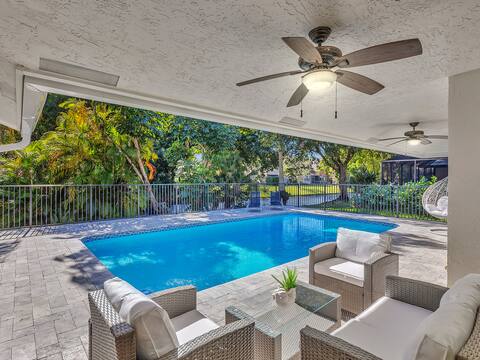 Paradise In Sunny Fl 4BD with Private Heated Pool
