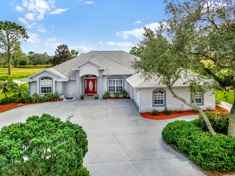 Solar Heated Private Pool & Lanai On Golf Course