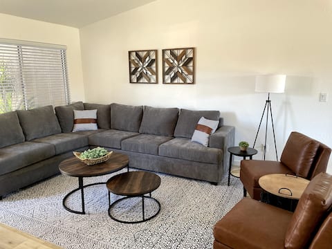 Top Airbnb: Desert Manor - Game Room & Hot Tub! in Chandler