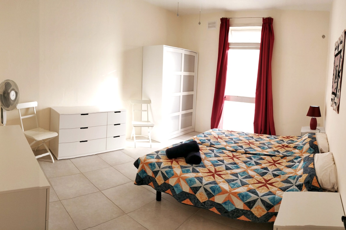 საძინებელი 2