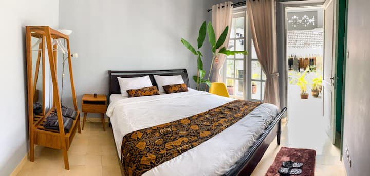 Schlafzimmer 1