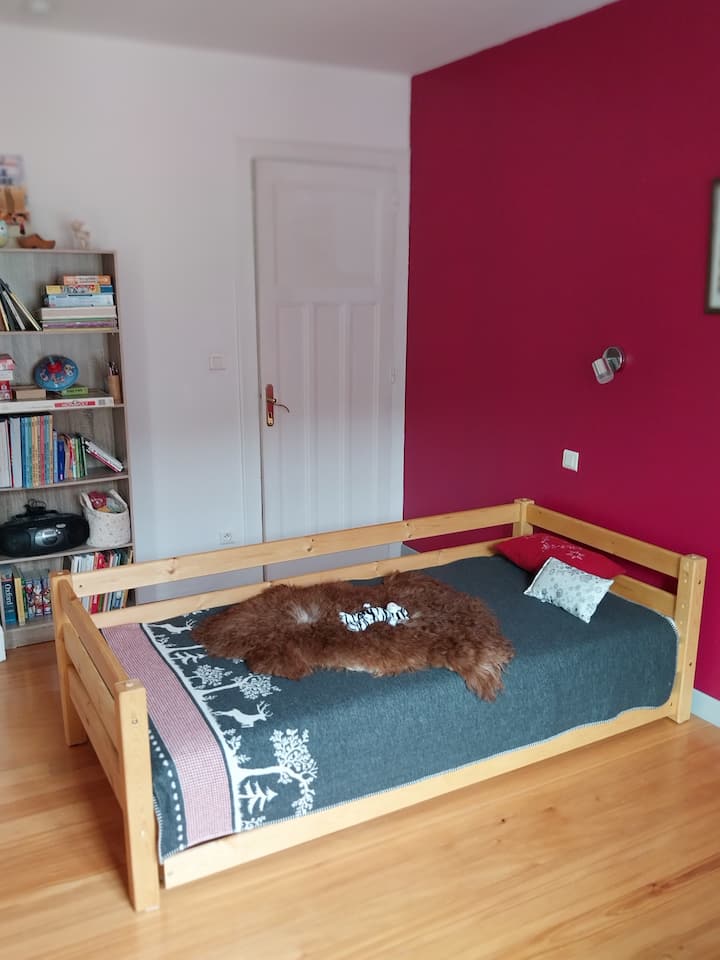 เตียงเด็ก 1