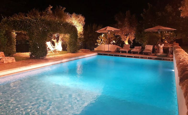 Mediterranean Home- Amazing Trulli with pool