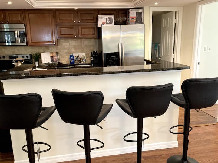 Lovely 2 BR, 2 BA condo in paradise The Glades! Condominiums for