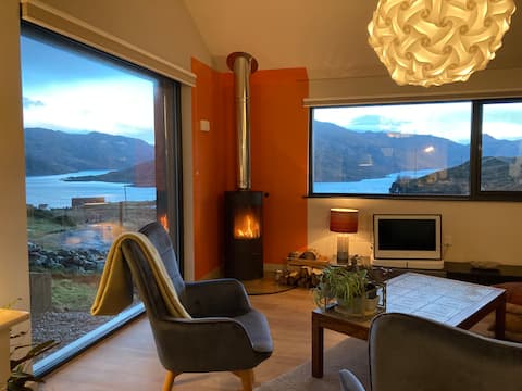 Top Airbnb: The Kylesku Kabin- luxurious wilderness in Assynt