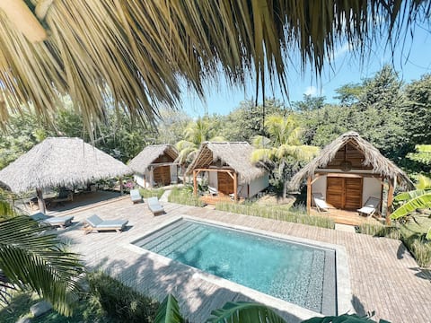 4 bedrooms/4.5 bath close to Santana beach Popoyo