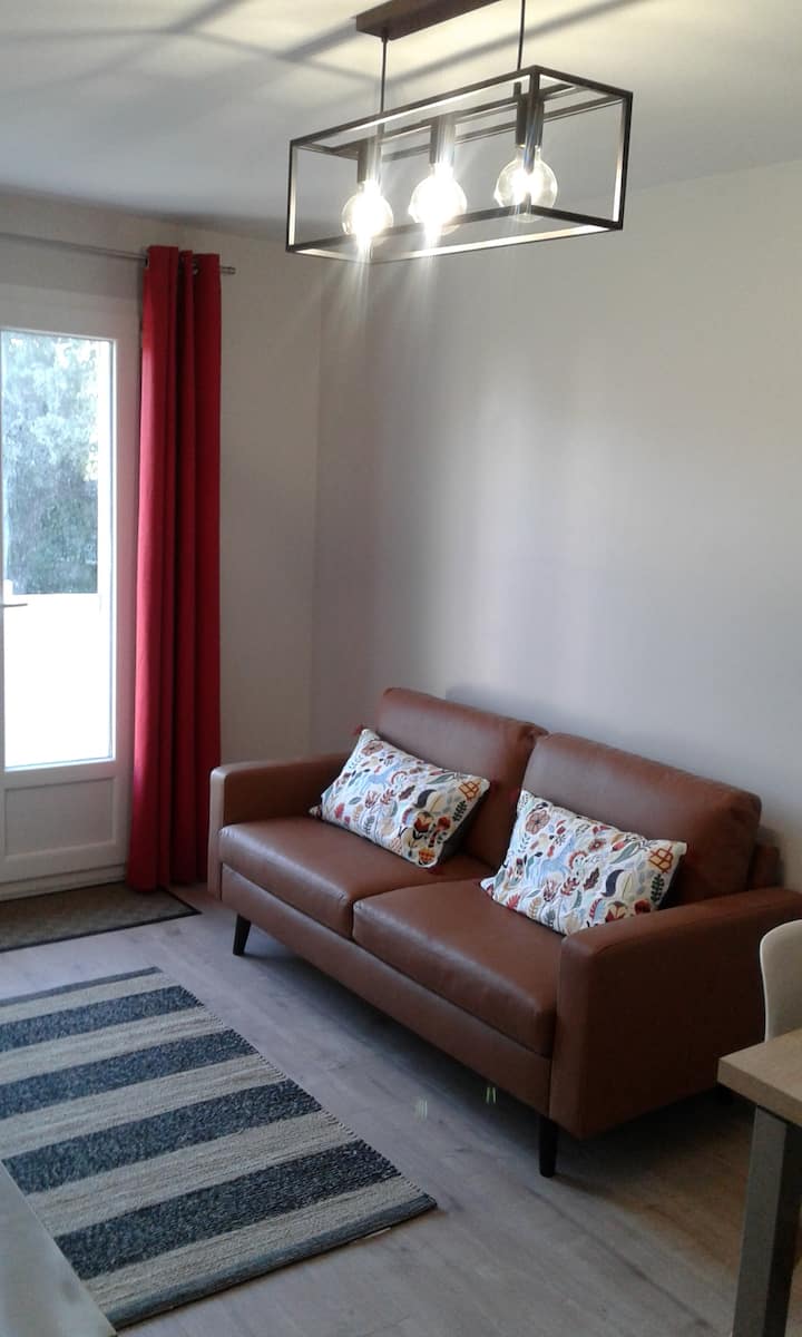 Appartement Tout Confort Avec Piscine - Entraigues-sur-la-Sorgue