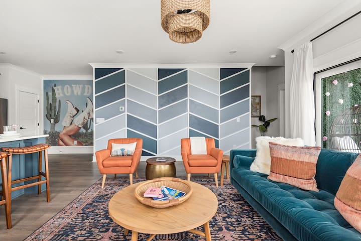 *Mins to Broadway*Bachelorettes Welcome*Sleeps 12+