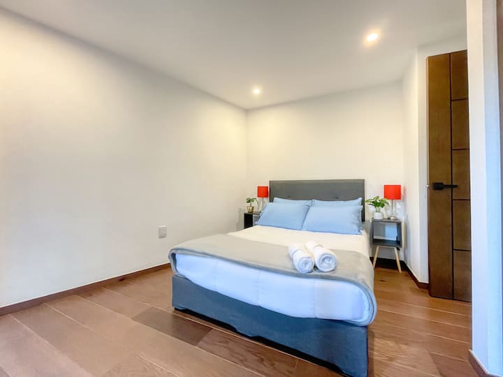Recámara #2 (1 cama Matrimonial y opcional 1 cama Individual plegable) - Spavaća soba #2 (1 bračni krevet + 1 opcionalni krevet za jednu osobu) 