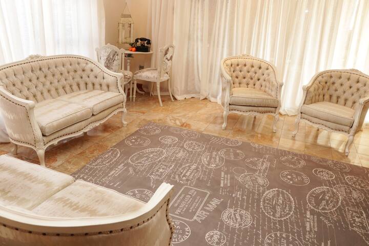 French Provincial taste in Cape Town