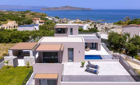 SeaFrontVillas_Large Group_Heat.Pool*Sauna*Jacuzzi