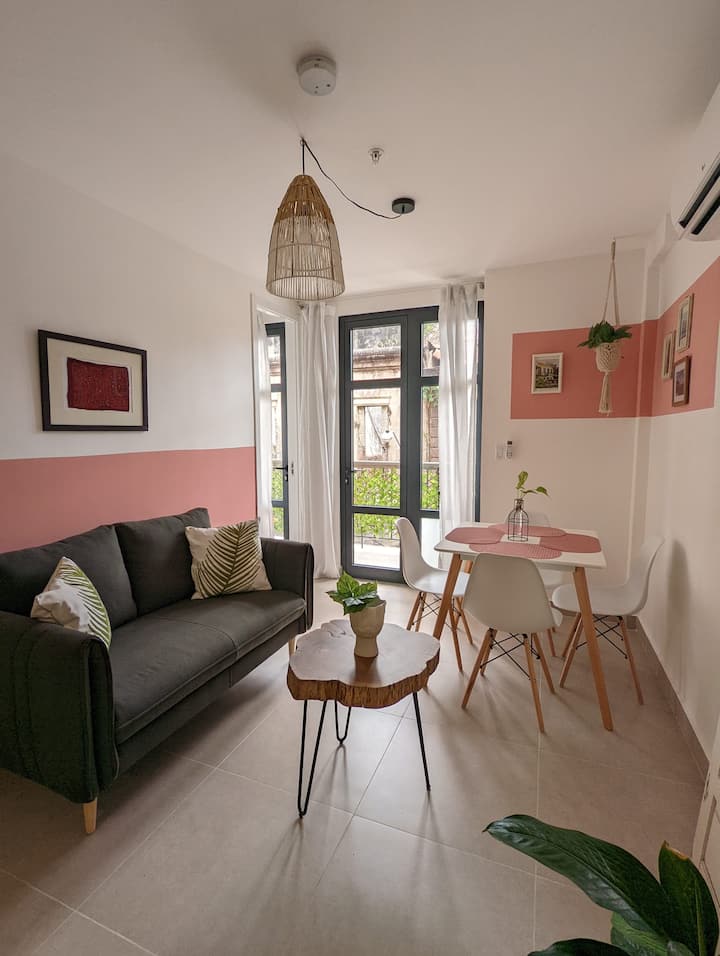 Schöne Ferienwohnung In Der Altstadt Mit Balkon! - Panama City