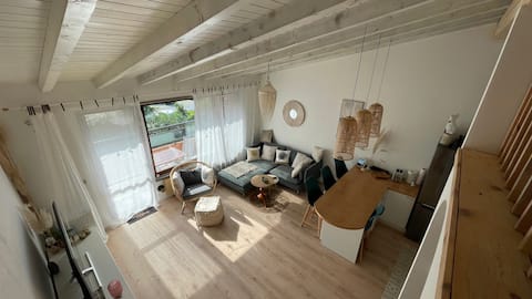 Proprietà Airbnb di successo: Boho-chic Maccagno with lake view a Maccagno Con Pino E Veddasca