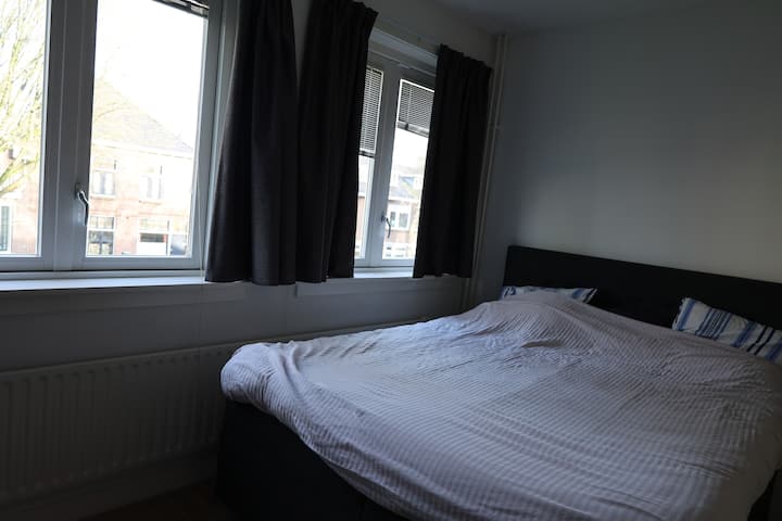 საძინებელი 1