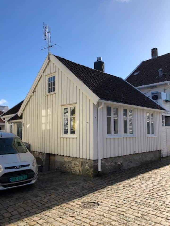 Old Town House - Outdoor Area/Parking Space