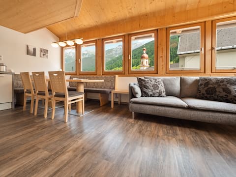 TWO Bedroom Apartment - sleeps 6