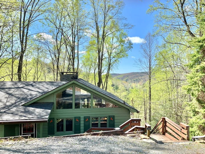 Powderhorn Mountain Vacation Rentals & Homes North Carolina, United