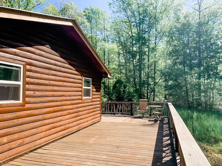 12 Best PetFriendly Cabins Near Guntersville Lake, Alabama, USA