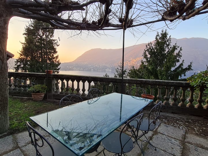 Elsa's home, Lake Como vacation rental Vacation homes for Rent in