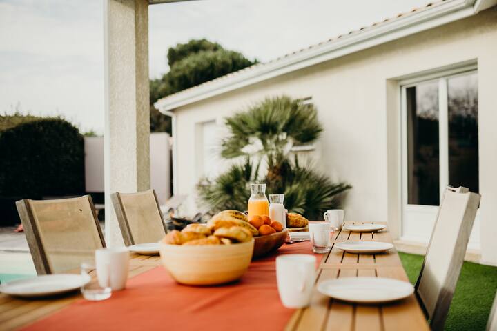 Villa Bordeaux Rive Gauche, golf gallery image 3