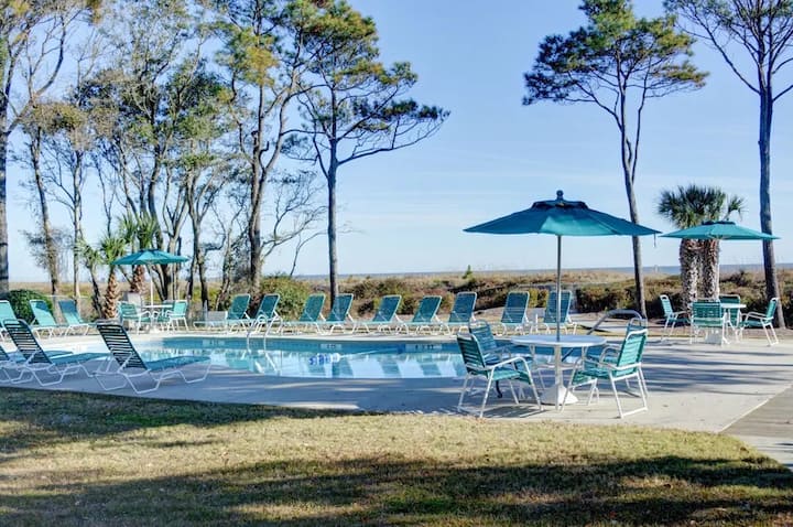 Totally Remodeled Oceanfront Villa! New Owner! - Coligny Beach Park