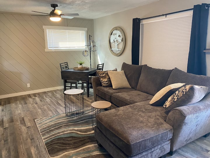 Cozy 2 Bedroom Heart Of Downtown - Butte, MT