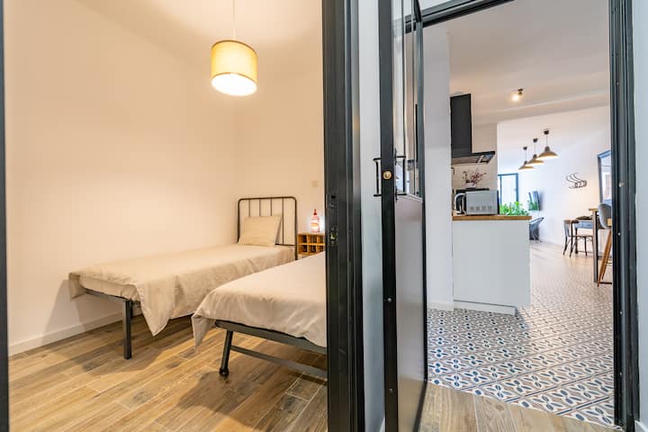 Tercer dormitorio + pasillo hacia el área de la zona diurna