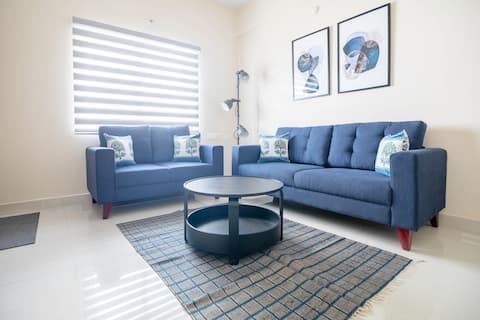 NAVY HAUS - New 2-Bedroom Apartment