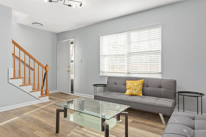 Unc/duke Vacation Home - Modern, Homey & Renovated - Chapel Hill, NC