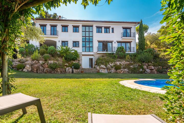 Spacieuse Villa, Grande Terrasse, Climatisation gallery image 2