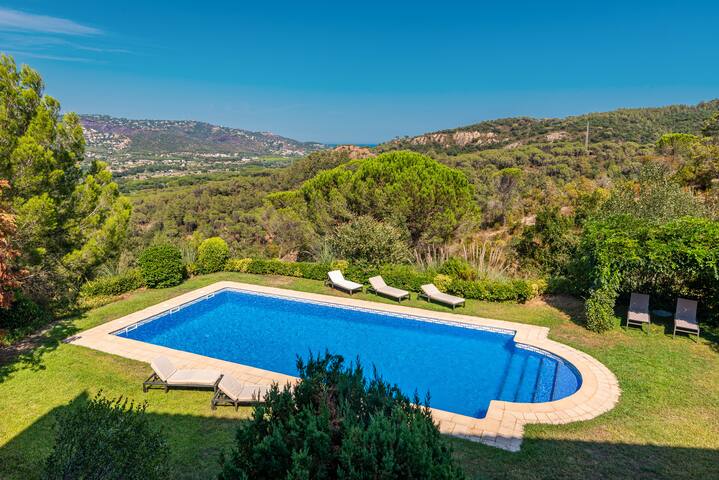 Spacieuse Villa, Grande Terrasse, Climatisation gallery image 3