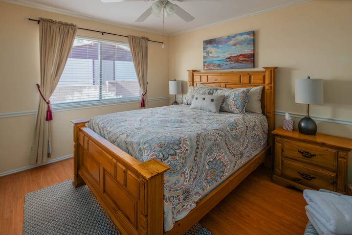 Двойна спалня