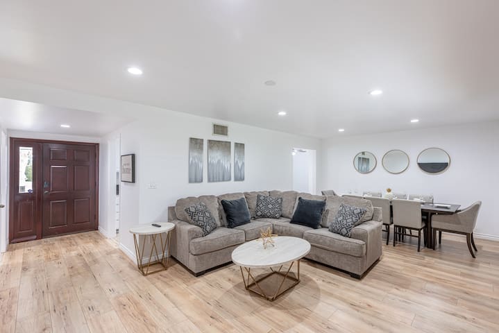 Wow Stunning 4 bedroom home with large yard