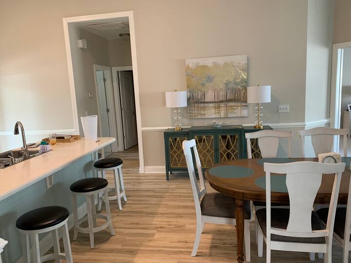 Beach Getaway! Minutes from Wilmington Beaches Townhouses for Rent in Wilmington, North