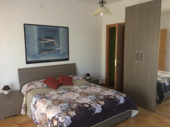 Спалня 1