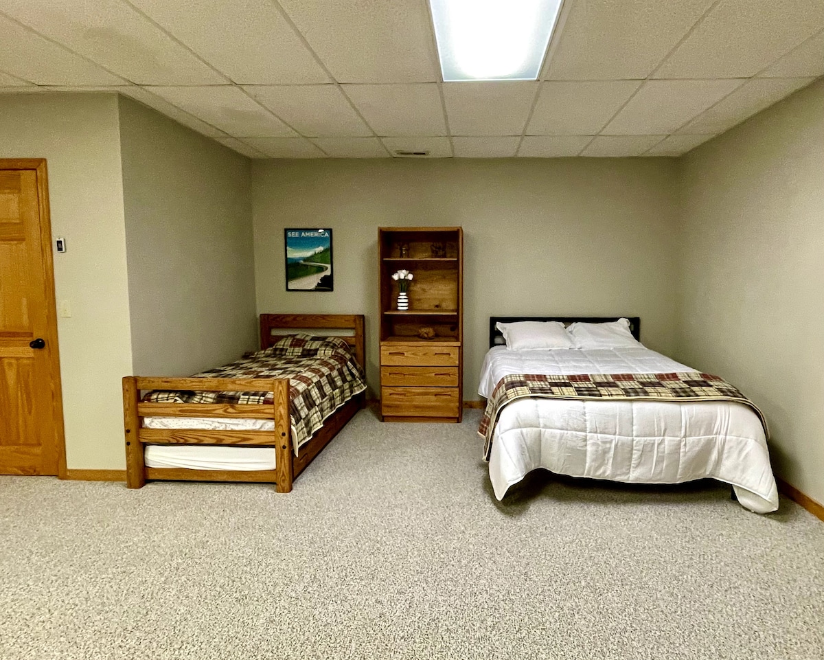 Кревети во подрум